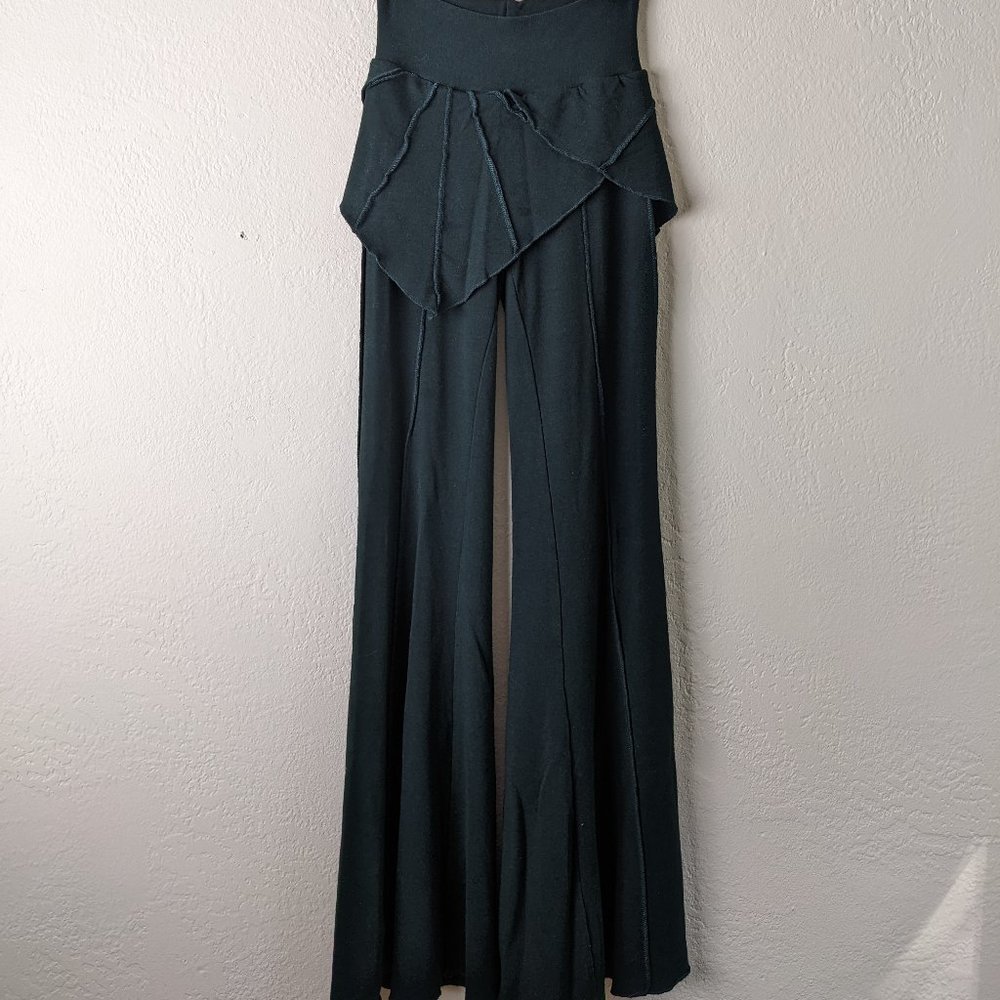 MahaDevi Yoga Flow Arts Bootcut Skirted Pants